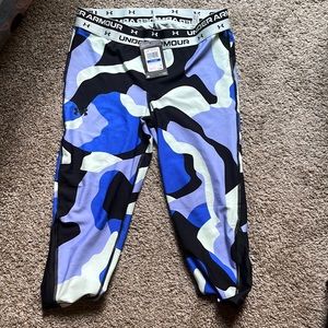 Girls fitted cropped athletic leggings